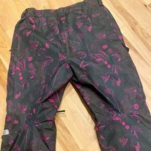 Women’s XL North Face Lined Ski Pants.